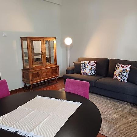 Roomy & Patio - 2 Bedroom Flat ポルト エクステリア 写真